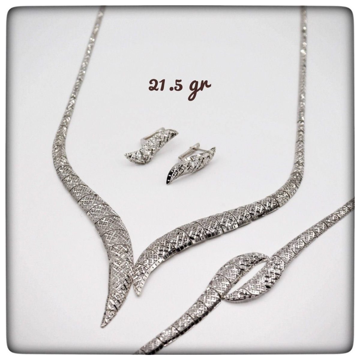 سرویس کریستال آبشاری سفید
